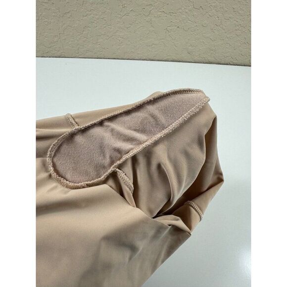 SPANX Assets Women's Thintuition Shaping Mid-Thigh Slimmer Beige Small Shapewear - Picture 8 of 10